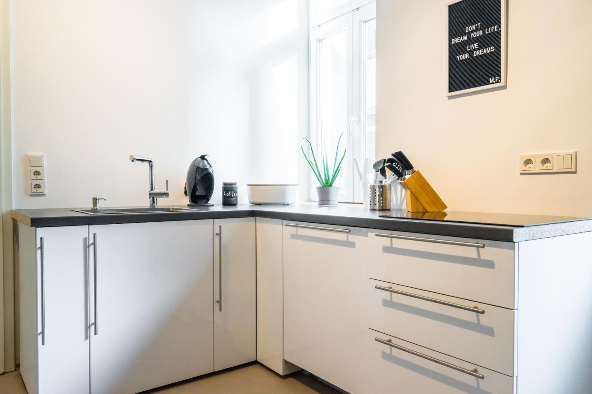 Home By Doni I Serviced Apartments I Ruhig I Zentral Nahe Rmcc, Staatsheater & Landtag Wiesbaden Pokój zdjęcie