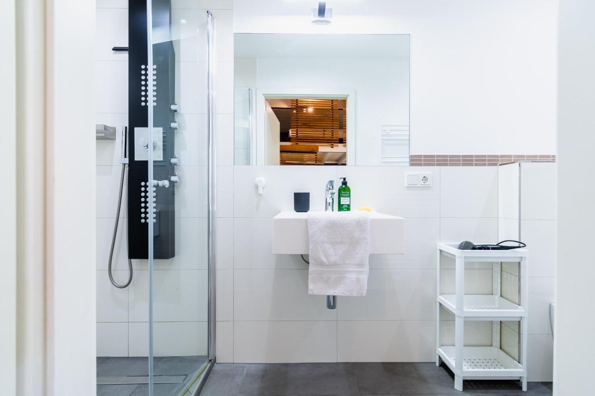Home By Doni I Serviced Apartments I Ruhig I Zentral Nahe Rmcc, Staatsheater & Landtag Wiesbaden Zewnętrze zdjęcie